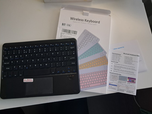 Soppy bluetooth keyboard - uk,