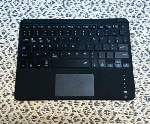 Black wireless keyboard dock - black,